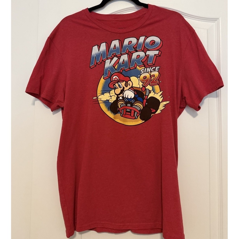Mario Kart " Since '92" T-Shirt Red Size L Nintendo Retro Gamer Size L 1202